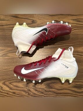 Mens Size 9.5 Vapor Untouchable Pro 3 Football Cleats Maroon White AO3021-101